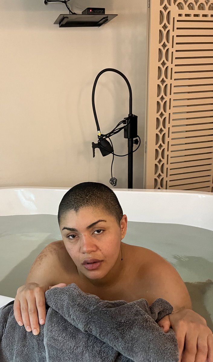 Lady Skollie tweet media
