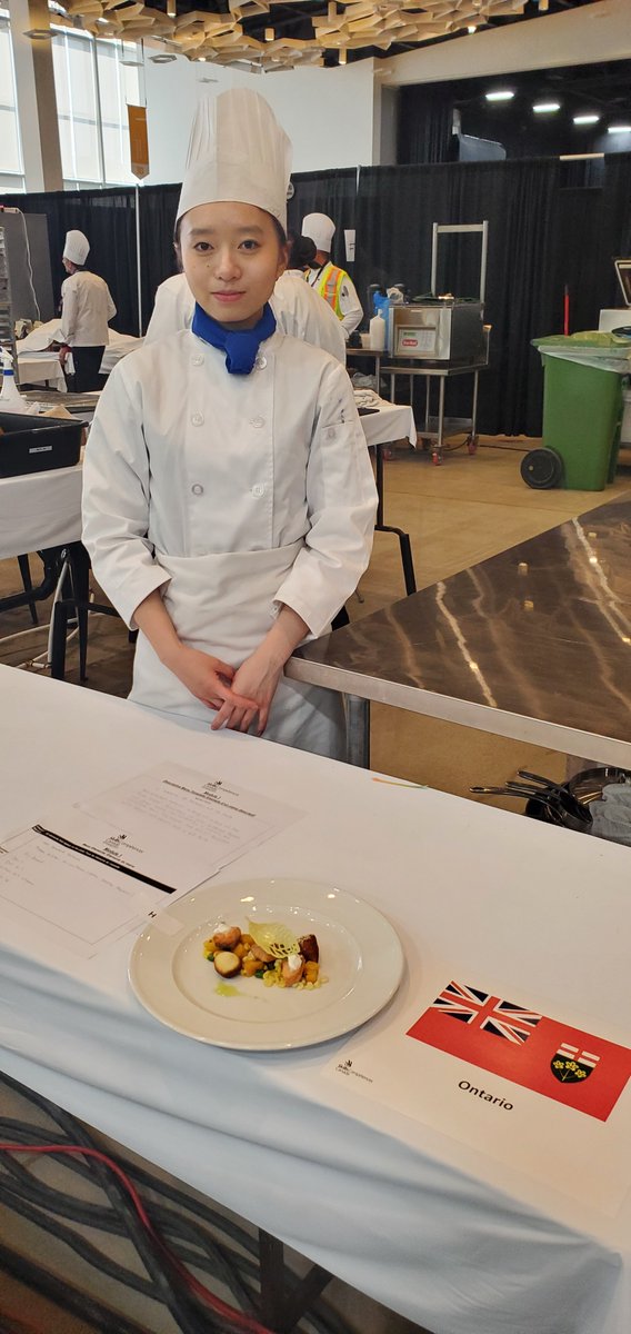 A huge congrats to Win Ni for winning  GOLD at the National Skills competiton for Cooking(S) in Winnipeg, Manitoba.  We are all so proud of you! @OLQWCA @PathwaysYCDSB  @YCDSB #scnc2023 #missionaccomplished
