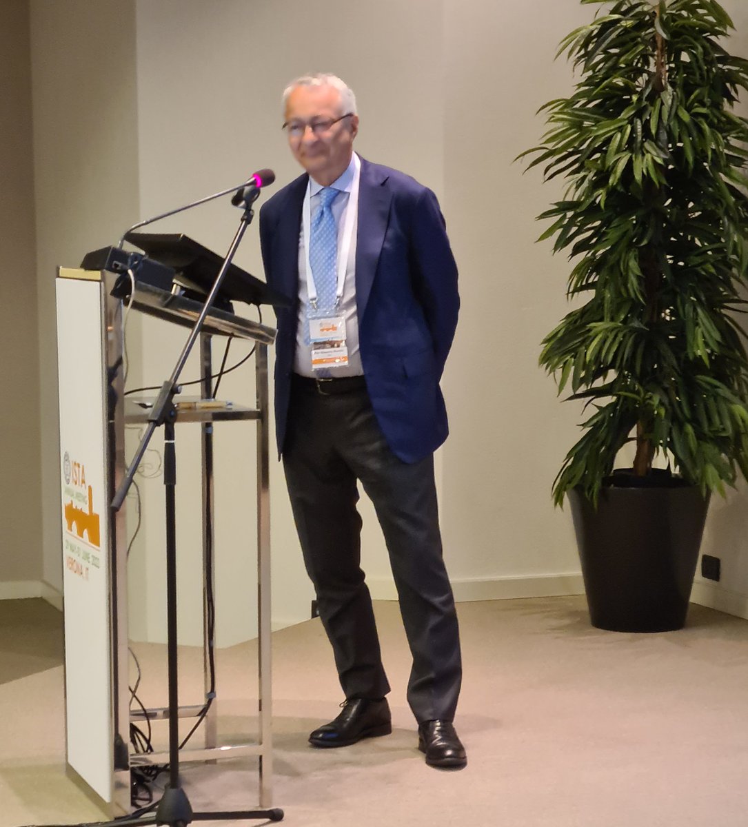 ISTAseedtesting's tweet photo. Pier Giacomo #Binachi of #CREA-DC giving at #ISTA2023 Seminar in Verona 🇮🇹 an overview on initiatives to exploit biodiversity in the framework of EU legislation.
@ISTAseedtesting #seedquality #seedtesting #seedtest https://t.co/OpbZxpHaF8