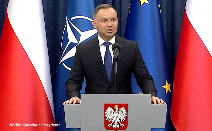 mrtinski's tweet photo. Eine Untersuchungskommission soll in 🇵🇱künftig 🇷🇺Einflüsse auf die Politik ab 2007 untersuchen&amp;Politiker von öffentl. Ämtern ausschließen können - ohne Gericht, ohne Berufungsmöglichkeit. Die Opposition spricht von "Lex Tusk"...(1/2) https://t.co/0rG28wOsTw
