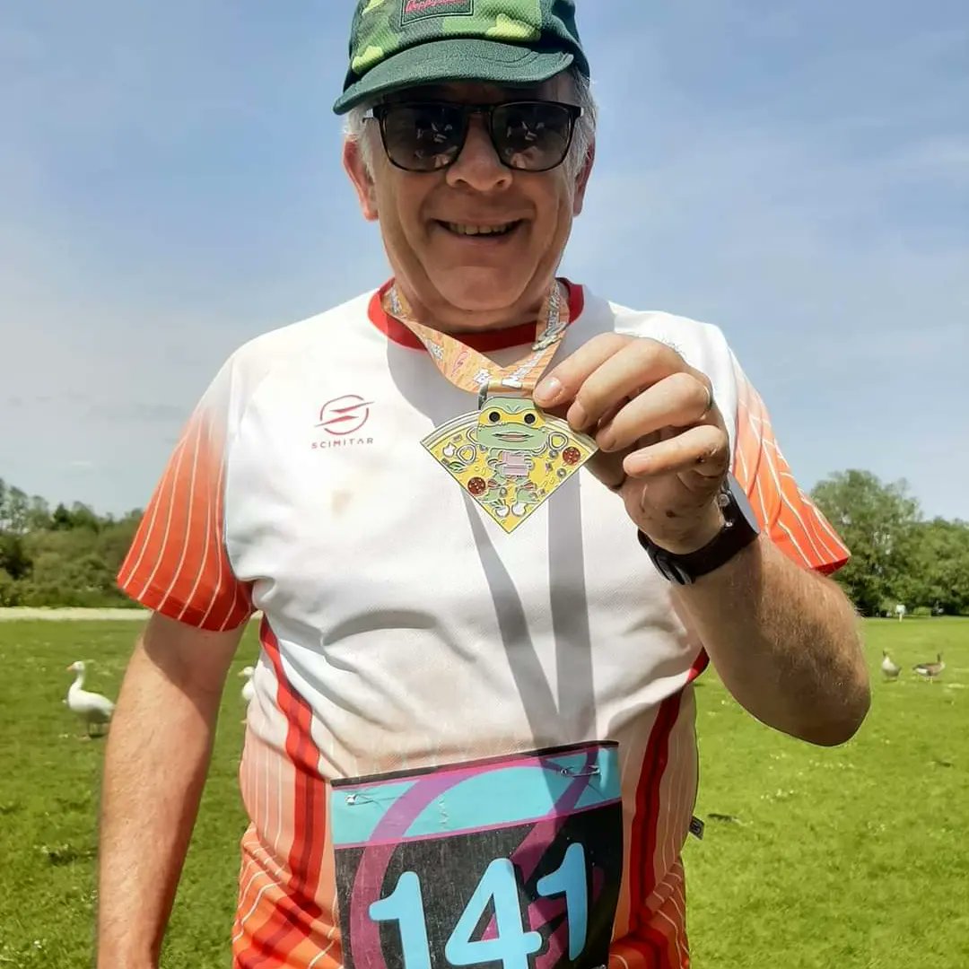 Some amazing running this weekend from our runners! Special mentions to Tasj (first 100K race), and to Sarah who was aiming for a marathon at Saturn Running's TMNT run but managed her first ultra! Well done also to other runners at the TMNT run and the Newbury 10K. #medalmonday