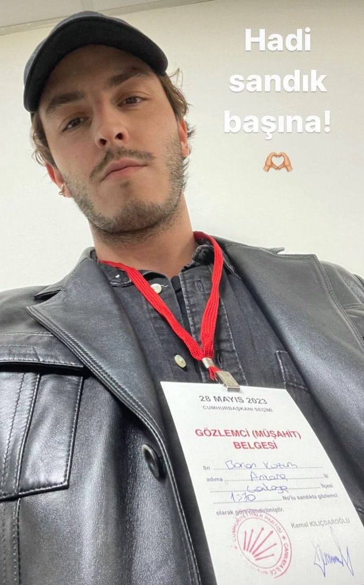 DiziciBagyan's tweet photo. Hilal ve Leon bildiğimiz gibi.
#miraydaner #borankuzum https://t.co/dlemovv17M