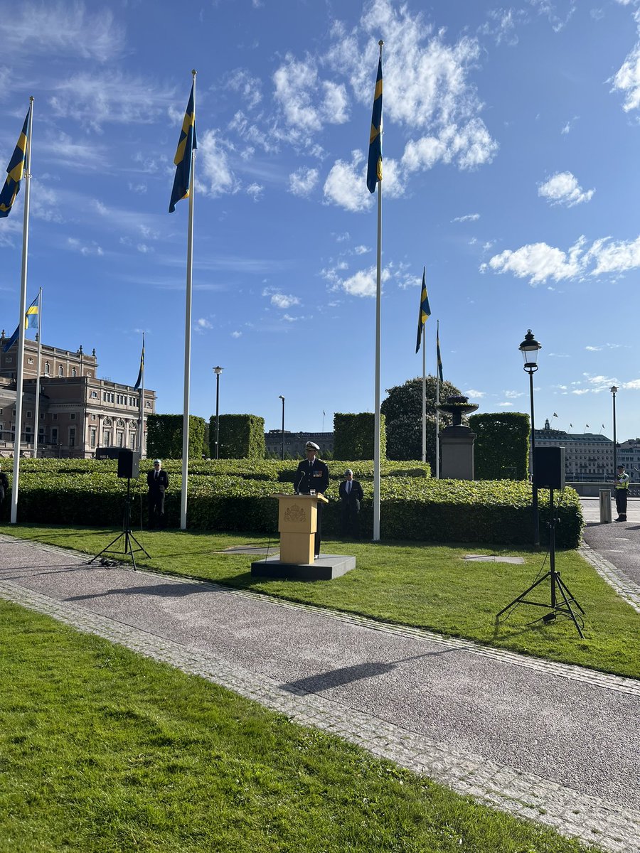 Veterandagen idag, tack alla för era fina insatser 🇸🇪🙏🏻 #svpol #föpol #veteran #gulabandet #säkpol