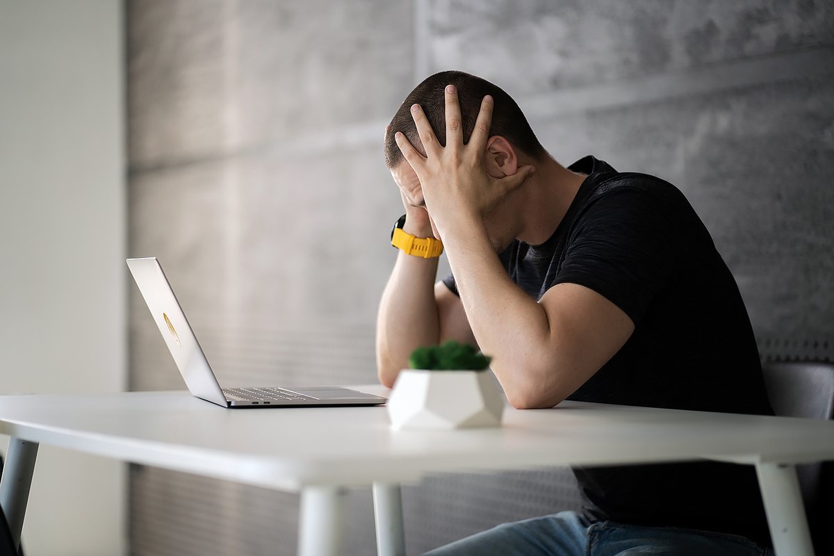 bairachnyi's tweet image. 1/6 🔥 Три большие ошибки, которые я совершил как начинающий фрилансер. В этом треде я поделюсь моими неудачами, чтобы помочь другим избежать подобных проблем. #freelance #фриланс