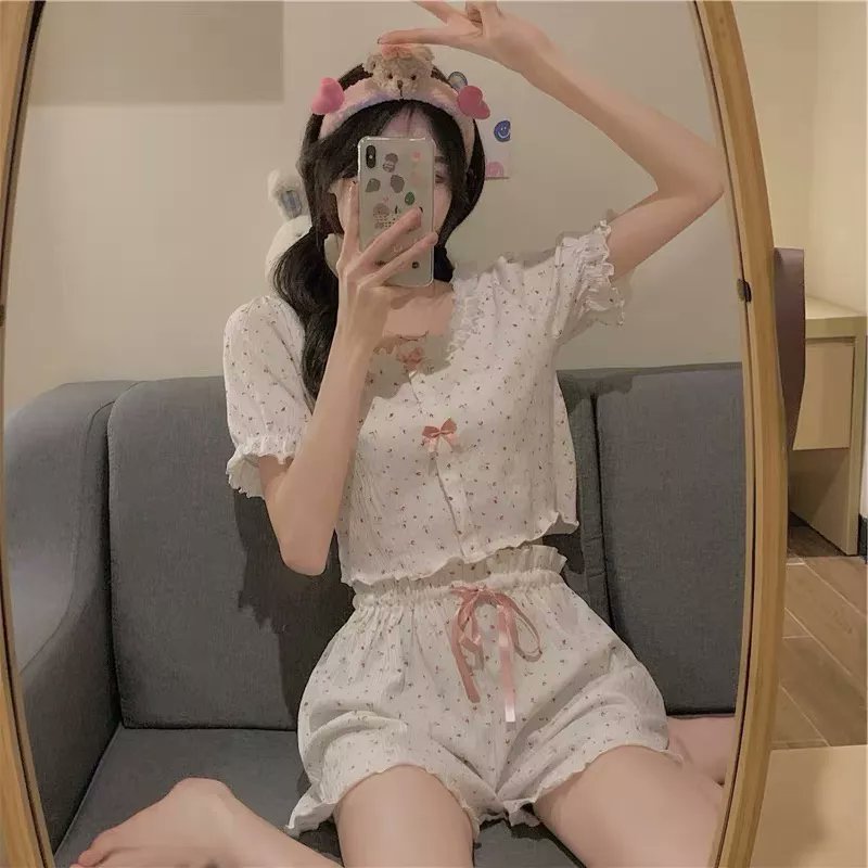 berrykim01's tweet photo. 🌸Rekomendasi Piyama Pendek🌸

Tags: #OOTD #OotdStyle #racunshopee #racunbelanja #ShopeeID 

⭐4.8
💵64k
https://t.co/gXBys0TRJT
⭐4.8
💵78k
https://t.co/6Ek8PPNmVD
⭐4.8
💵54k
https://t.co/vzBr8OUGXx
⭐4.8
💵69k
https://t.co/Xp1YsDTAlC https://t.co/EVwBImGeGr