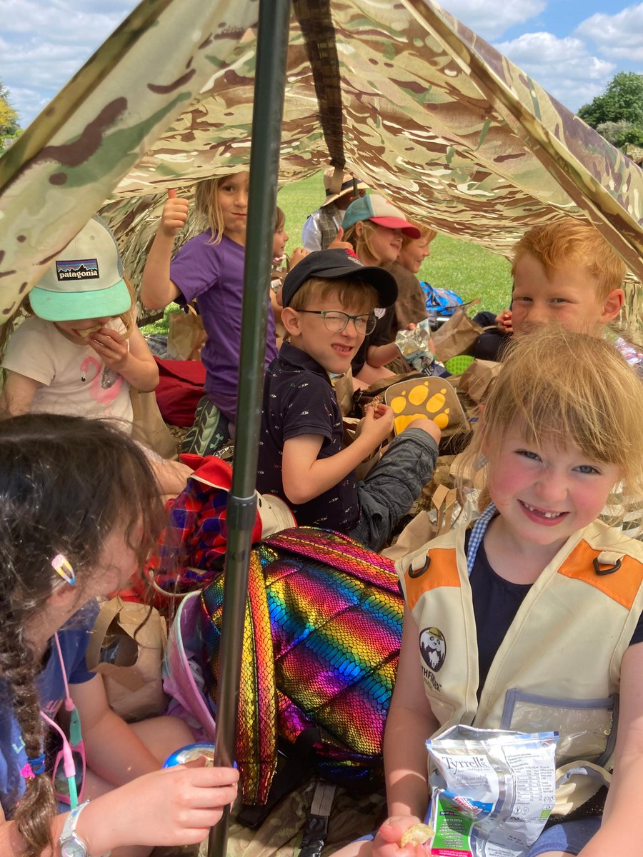 Sherborneprep's tweet photo. Off on an adventure (day)!

Thursday saw our Years 1 and 2 children pack picnics, blankets and teddies as they headed towards Careys. After an exciting treasure hunt, they pitched their tents before enjoying their picnics, including fresh lemonade!

#sherborneprep #spspreprep https://t.co/Gxxo3JtNyS