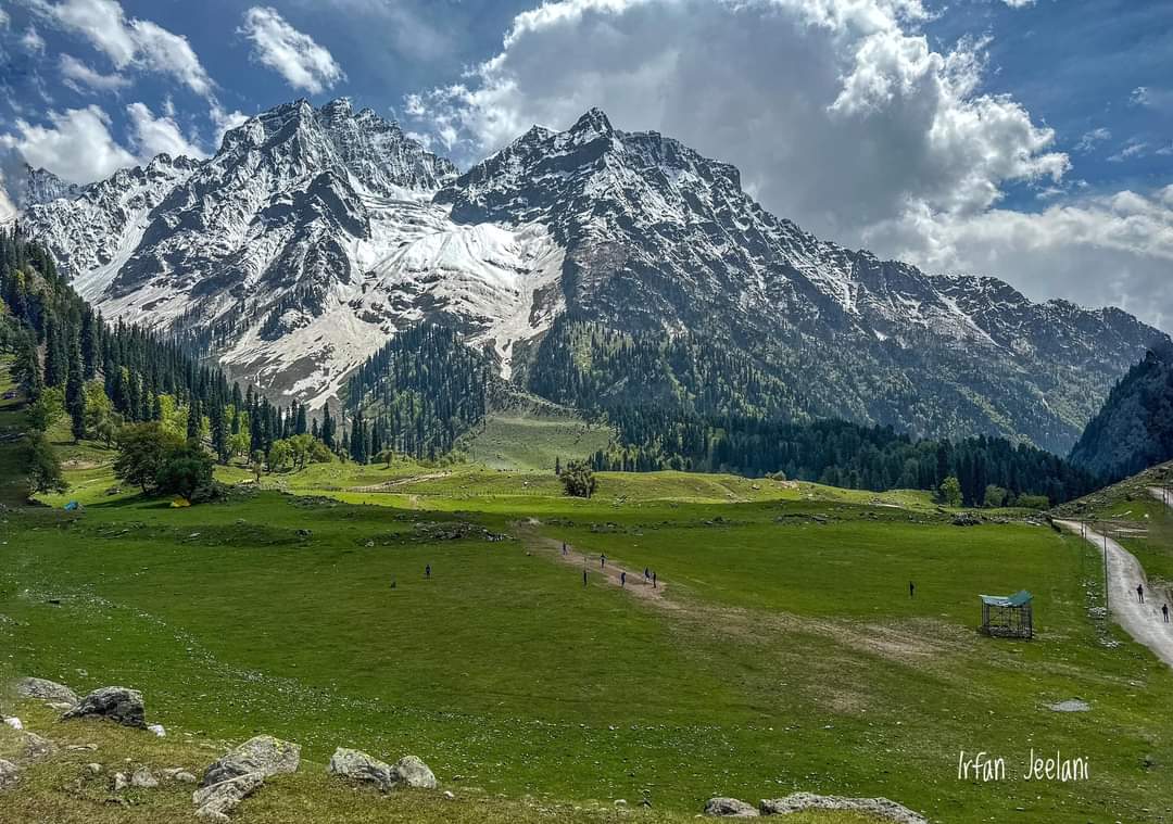 Thajiwas Sonamarg 
 kashmir!!

Photo Credit #Irfan_Jeelani