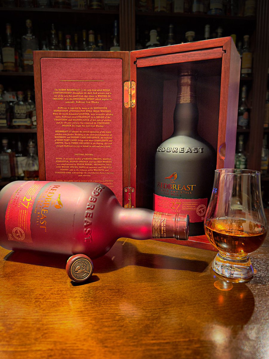Last night, we bid farewell to one of the very best Irish Whiskey’s to grace the Library. Redbreast 27. Fortunately, another bottle was on deck and all sadness was restored with happiness. 🥃📖🥃
