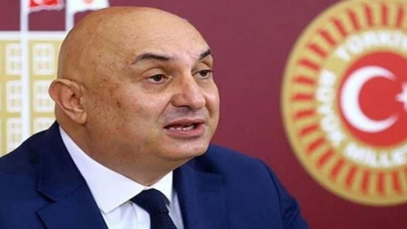 Kaçırmayın bunu. Fezlekesi 3 senedir Mecliste uyutuluyordu. Savcılar derhal harekete geçmeli. Sadece bu değil, KK da dahil, hakkında adli dosya bulunan herkes. Bakın ülke direkten döndü. Bedel ödetemezsen bedel ödersin. Yeter artık. Yargı göreve! 
*
HELAL ETMİYORUM * Türkiye