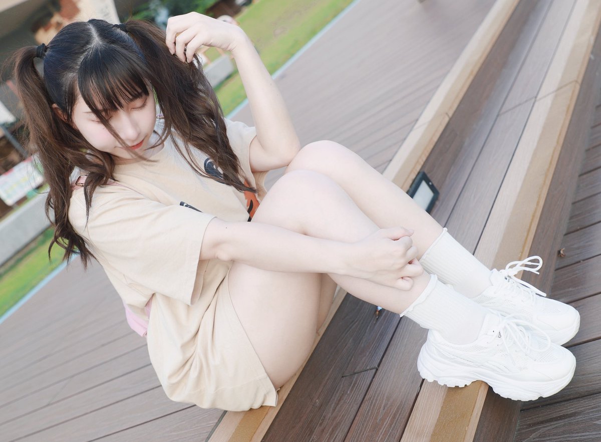 3ternal_renka's tweet photo. 原隻的Renka✨求收養(*/ω＼*)

#ぴえん #加工厨 #自撮り #雰囲気好きな人いいね #雰囲気女子 #写真好きな人とつながりたい
#フォロー #フォロー募集 #フォローミー #地下偶像 #地下アイドル #アイドル #日系偶像 #女團 #女子團體 #idol #kawail #cute #可愛 #蘿莉 #ロリ #雙馬尾 https://t.co/41w5MyPOkG