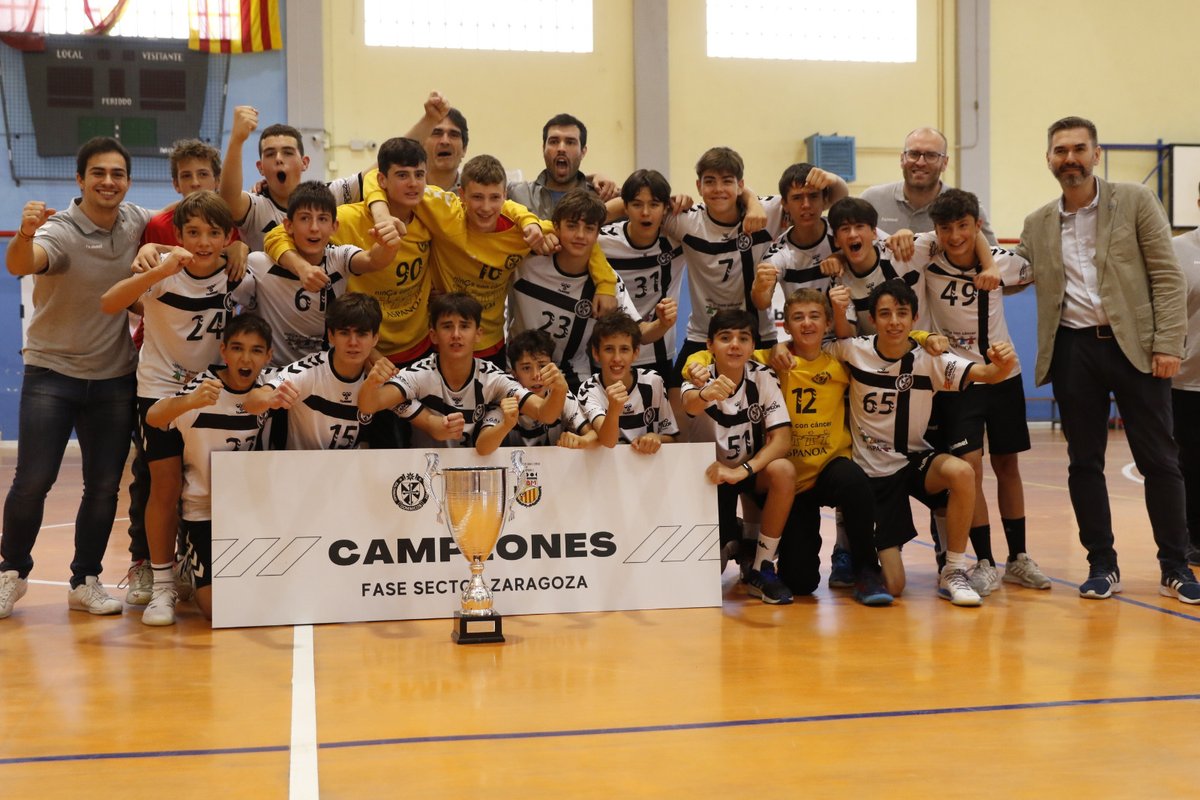 Zaragoza acoge esta semana el Campeonato de España de balonmano infantil masculino, donde el Dominicos, anfitrión del torneo, se mide a los siete mejores equipos de España.
Será en los CDM Perico Fernández y el CDM Torrero.
Info. > bit.ly/3IPw6uz