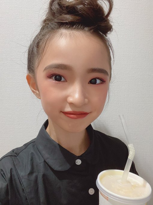 岩本ひまりのTwitter画像23
