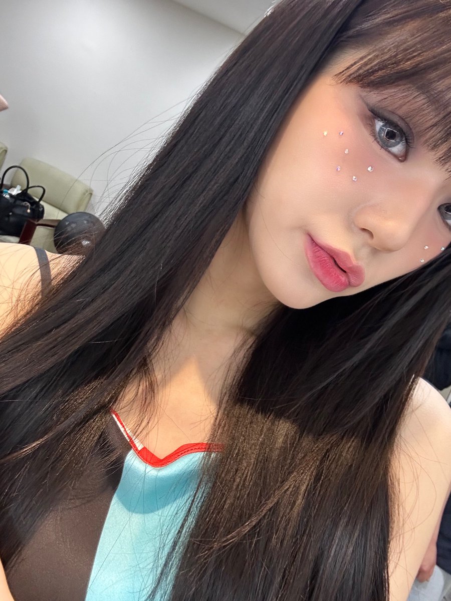 soodampics's tweet photo. weverse update
#SOODAM #SECRET_NUMBER https://t.co/NgcFF4U6Dg