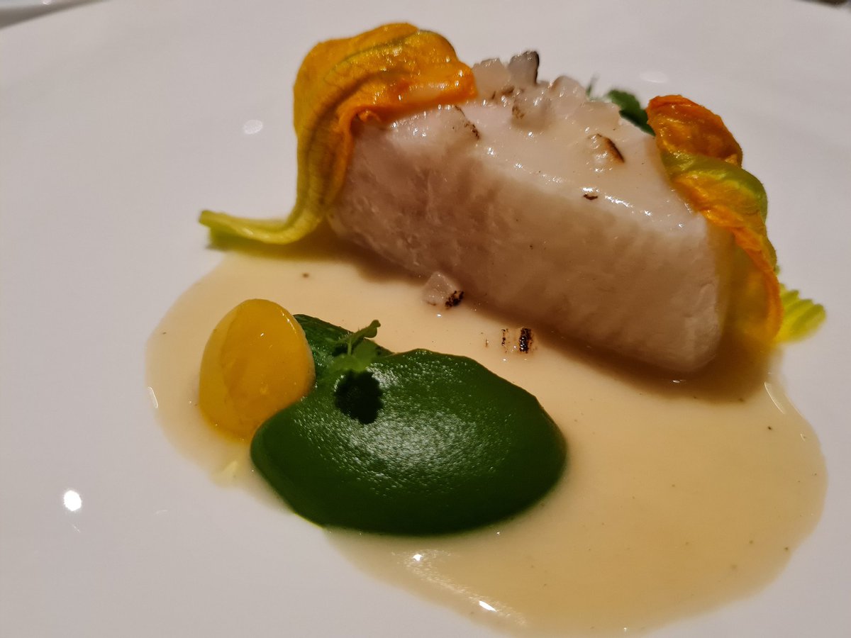 mh_lorenz's tweet photo. It was an outstanding culinary experience at @NumberOneEdin last night. Thanks to chef #MathewSherry, sommelier #SimonaDelliCarri and the whole team. https://t.co/kQwscRLk1j