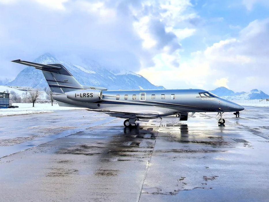venicejets's tweet photo. 🛩 Deal Alert: Private jet from Ibiza to Milan from €8000 | Venicejets®
Info 👇
https://t.co/5RXw4lbsbb
#jetboutique #emptylegs
Book this PC-24 for up to 6 pax. Starting from €8000. Flight time: 01:50 h. Jump on the chance to... https://t.co/nnmfmQPKcX