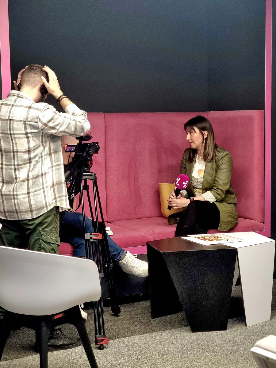 Shpend_Lila's tweet photo. My childhood friend @elditatarani who works at Google in San Francisco, is in town 🇽🇰. She brought the Google's UX Research Manager, too. Together, we are hosting Ms. Jennifer Brennan tomorrow @ICKosovo from 6pm. Click here to reserve your seat https://t.co/67dFItrNJc https://t.co/RkvqhPR8N0