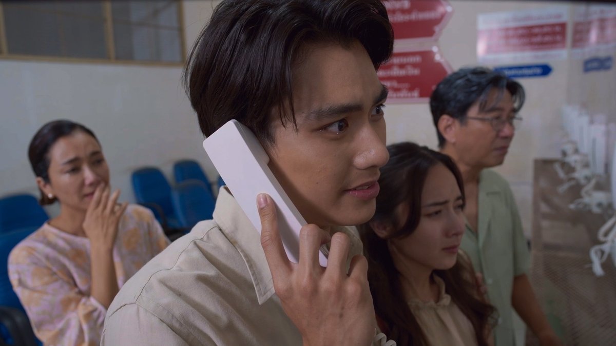 GMMTV's tweet photo. บีบหัวใจสุดๆ ออกมาไวๆ นะวิน #DoubleSavageFinalEP

#GMMTV
@ohmpawatt @perthppe @iiitoei https://t.co/HDQzMx98BN