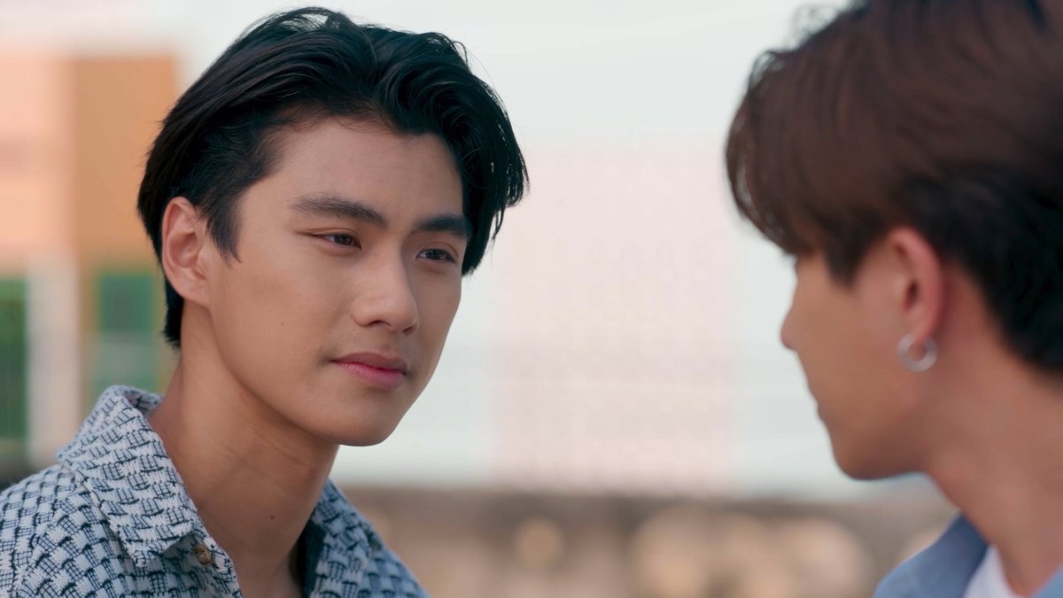 GMMTV's tweet photo. พี่น้องกลับมารักกันเหมือนเดิมแล้ว #DoubleSavageFinalEP

#GMMTV
@ohmpawatt @perthppe https://t.co/2WCWanbst7