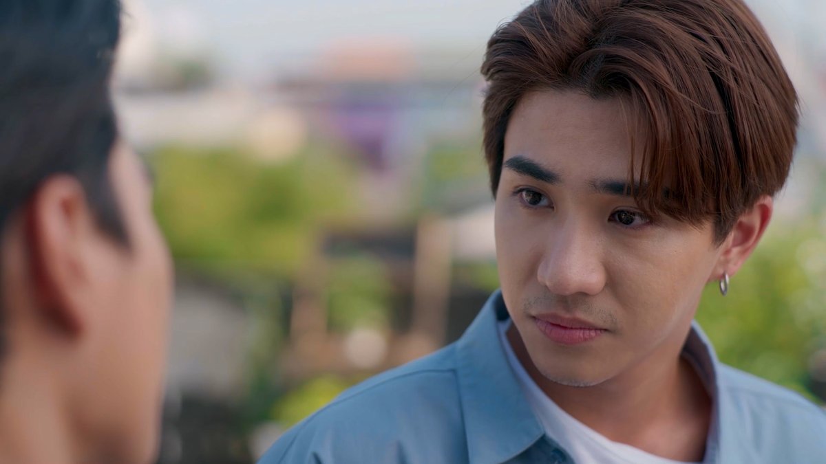GMMTV's tweet photo. พี่น้องกลับมารักกันเหมือนเดิมแล้ว #DoubleSavageFinalEP

#GMMTV
@ohmpawatt @perthppe https://t.co/2WCWanbst7