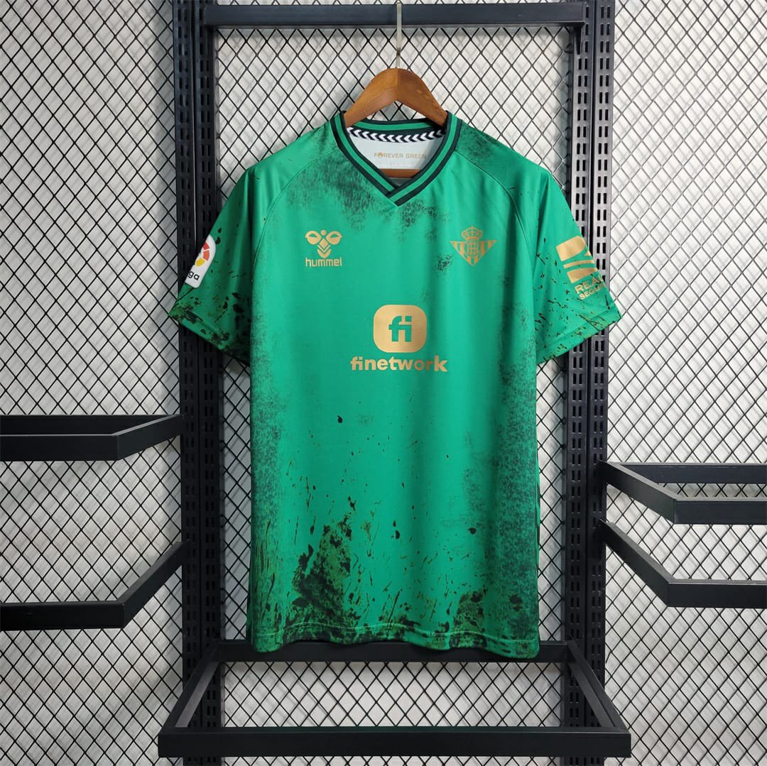 alexiscesariker's tweet photo. Venga señores
‼️🚨SORTEO DESPEDIDA DE JOAQUIN 🚨‼️

Camiseta de pescuezo del Real Betis Balompie con serigrafía y número del MITO @joaquinarte a elegir entre las cuatro el ganador.

Ya sabéis RT y seguir a @top_chollo y a @alexiscesariker

Mucha suerte a todos 💚🤍 https://t.co/TNDaQBNwwH