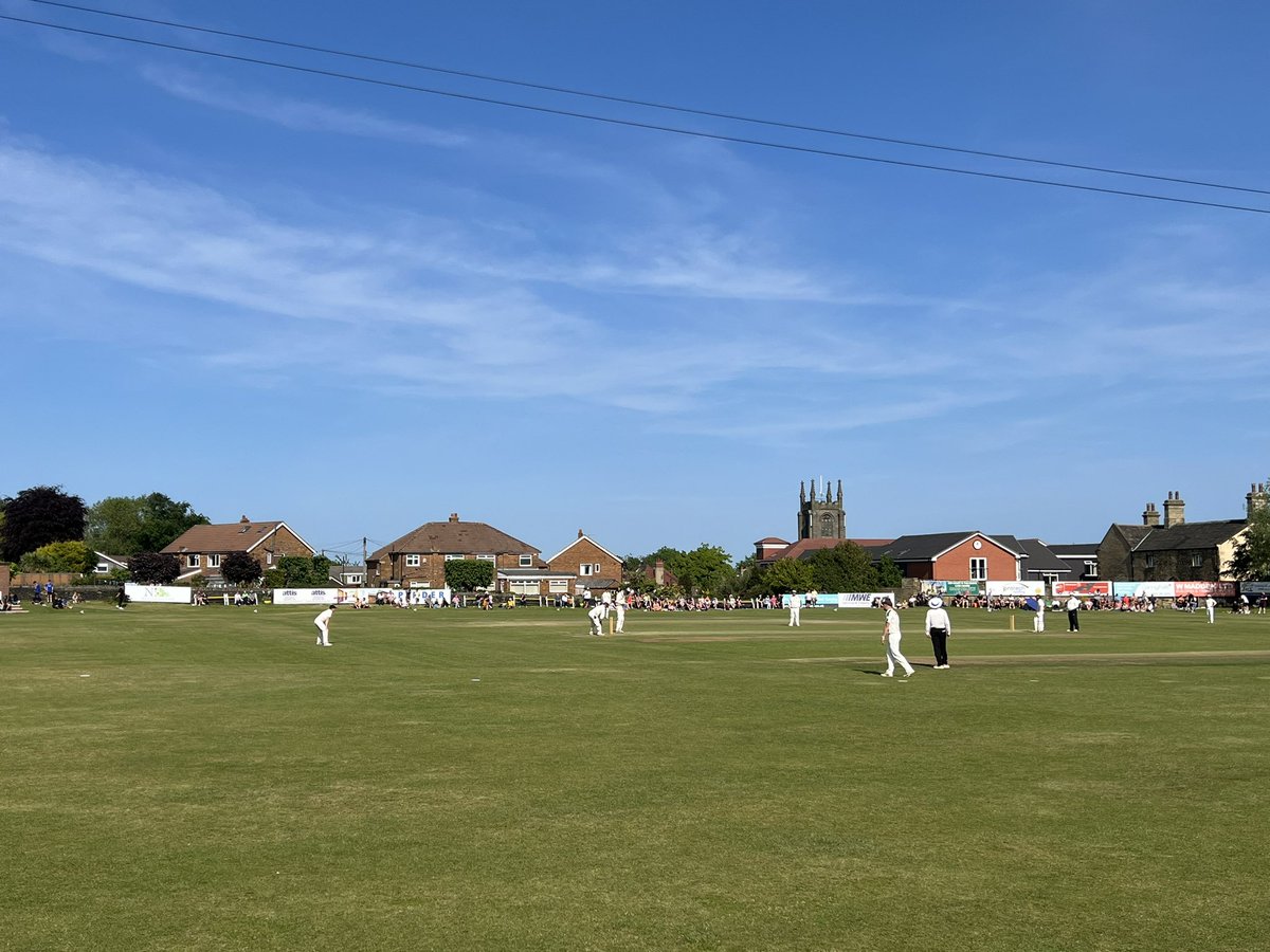 PSLCC's tweet photo. Big Bank Holiday weekend for the 1sts with victories over 2 local rivals. Commanding performance today in front of a packed house at Tofts Rd. #OTIP https://t.co/GwzdPwl6uZ