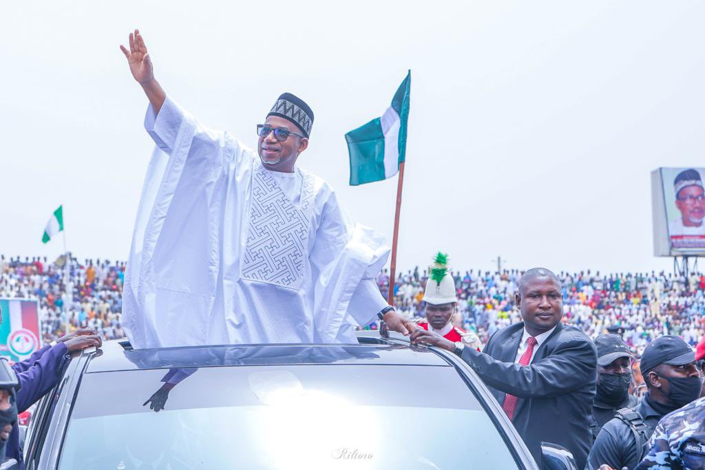 FxT-hf2XwBwEGaA?format=jpg&name=medium May 29:  Tinubu and 28 Nigerian Governors sworn in offices (Photos)