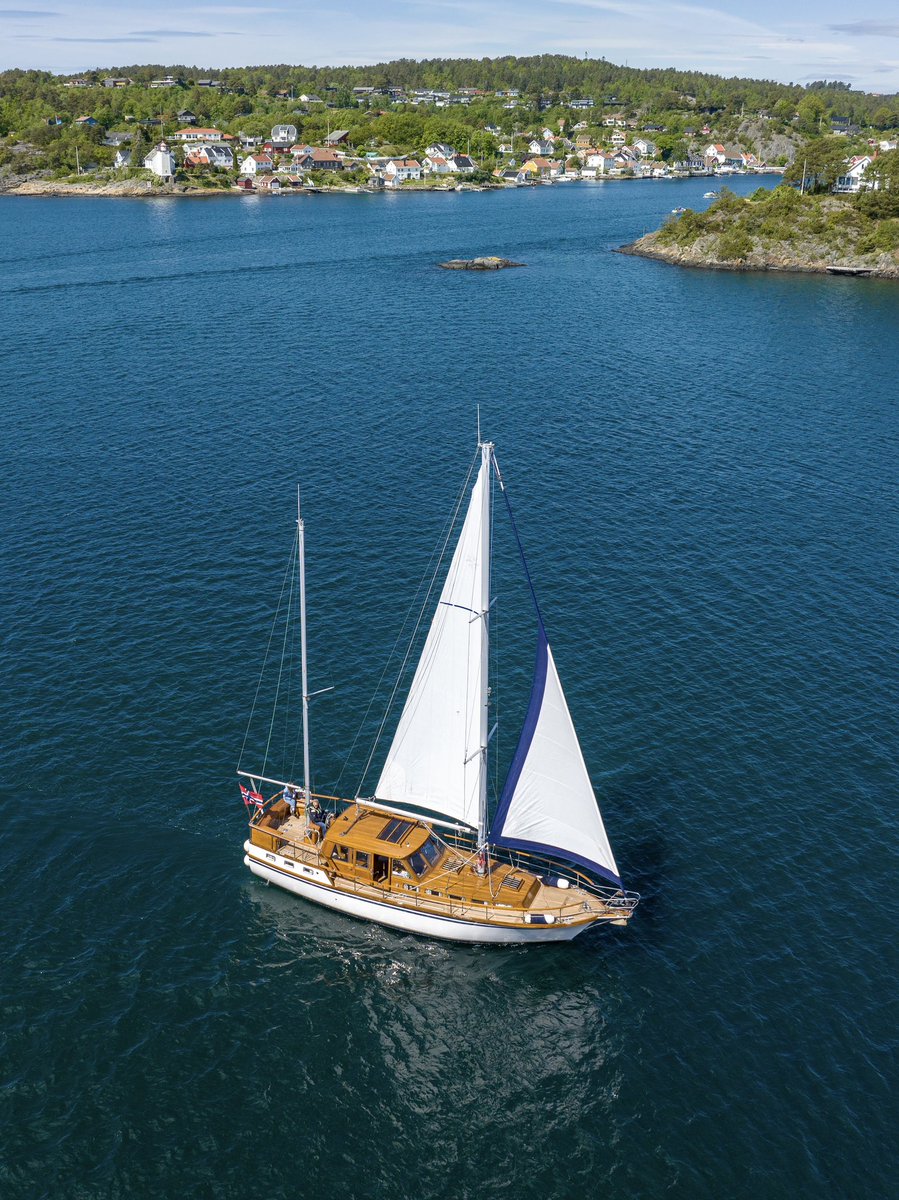 Had an amazing weekend sailing along the south coast of Norway on this beautiful yacht ⛵️