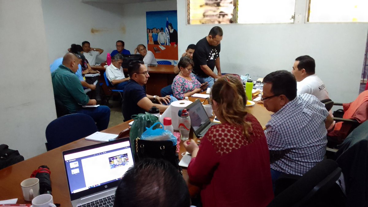 SITRASEC1's tweet photo. #ReuniónSemanal || 29 de mayo 2023, #SITRASEC desarrolla agenda de trabajo invitando a sus afiliados a presentar casos laborales que les afecten en sus unidades de trabajo y a buscar prontamente una solución favorable.
✅ Informes de unidades
✅ Varios
#LuchaCulturaTrabajo https://t.co/BqGSMSTCy6