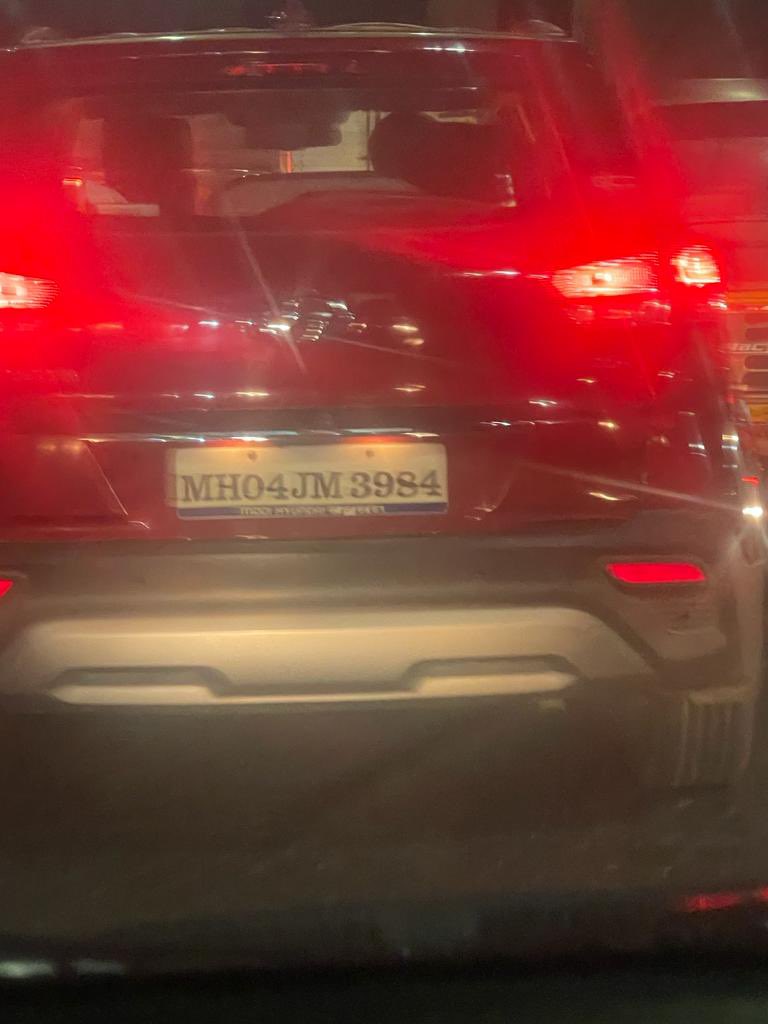 @ThaneCityPolice @MTPHereToHelp #dangerousdriving on Majhiwada bridge around 9pm check cctv this car damaged my vehicle from the side. Did overspeeding & escaped. Car:  MH04JM3984 Creta. I urge you to take strict action ASAP as it’s distressing & a considerable threat for anyone.