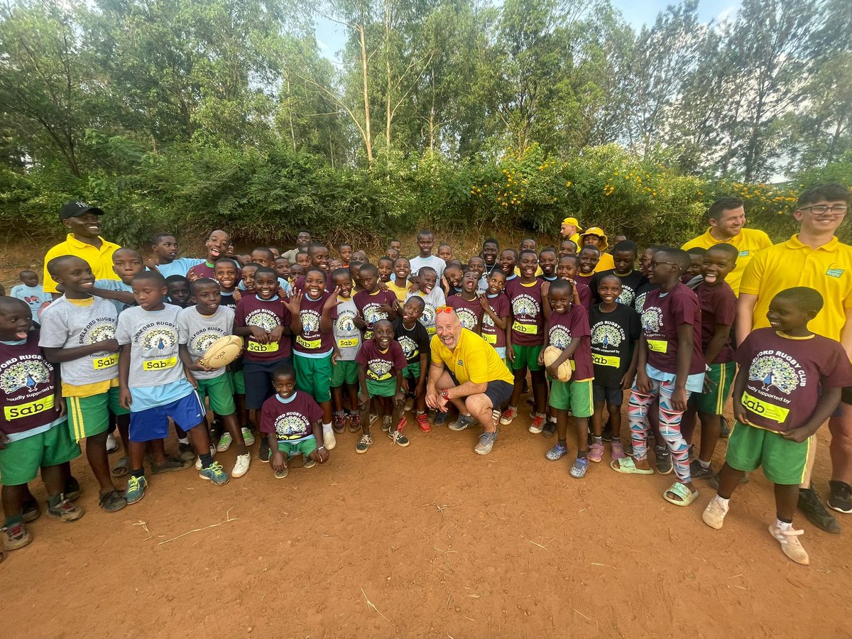 stef9lieb's tweet image. @ShelfordRugby very own Darren Messenger over helping @RwandanRugby. Keep up the good work mate. #happyfaces