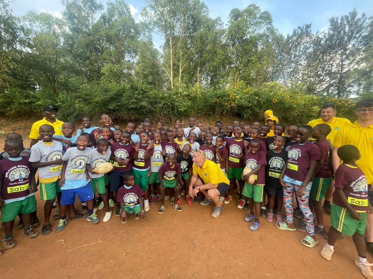 stef9lieb's tweet image. @ShelfordRugby very own Darren Messenger over helping @RwandanRugby. Keep up the good work mate. #happyfaces