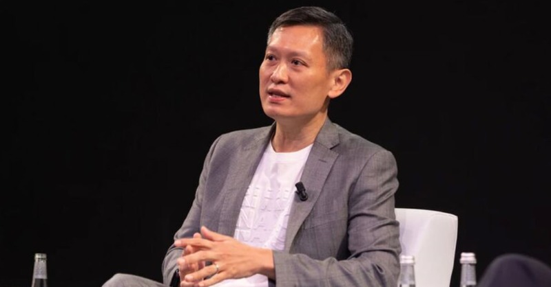 binance's tweet photo. Over the past 2 years, Binance has retooled its executive team with globally recognized compliance &amp; regulatory leaders like @_RichardTeng, now #Binance's Head of Regional Markets.

This is so Binance can evolve with regulators’ expectations of the industry in the years to come.