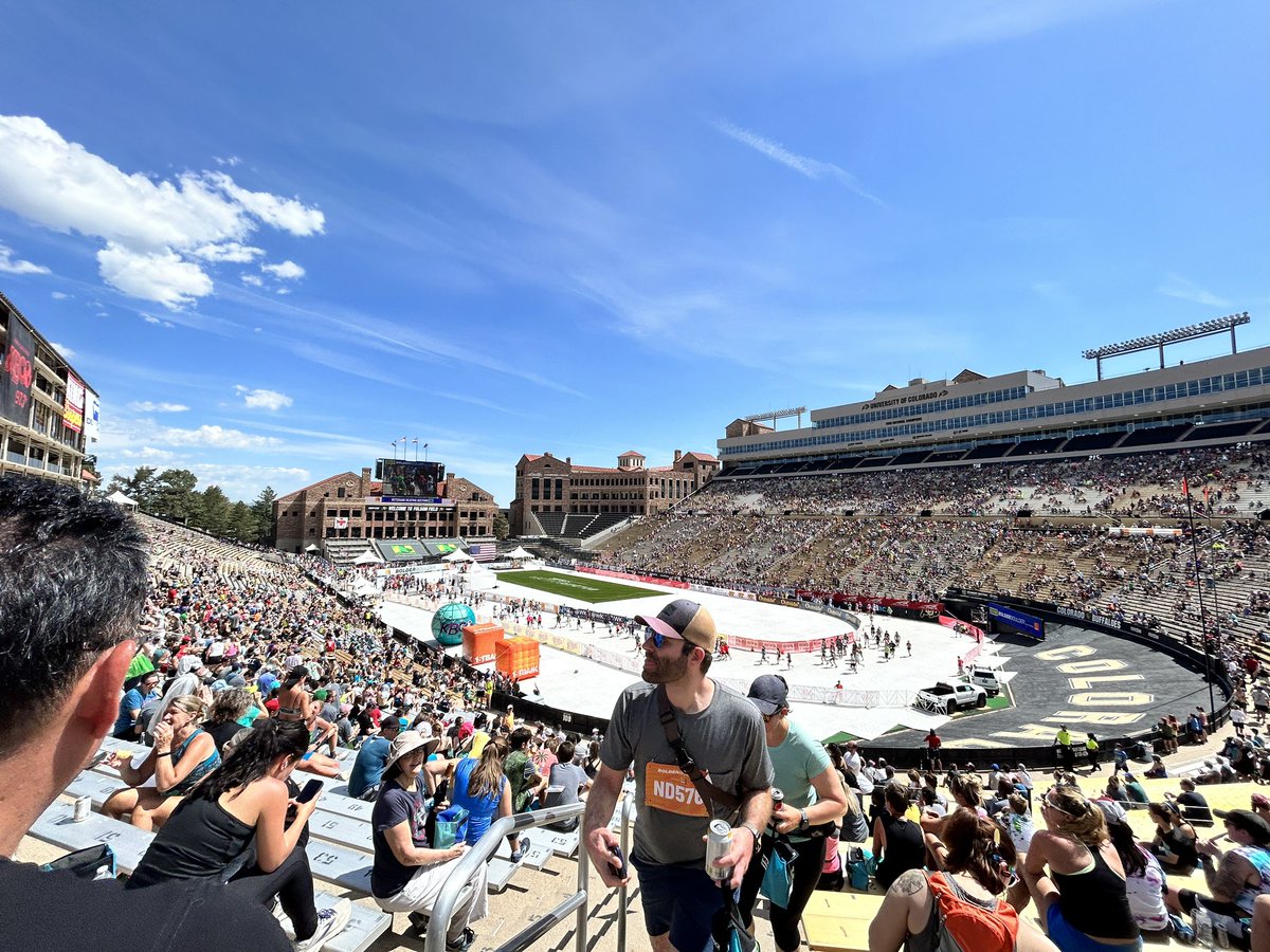McCourt83's tweet image. 10K done. In honor our troops and veterans #bolderboulder10K 🇺🇸