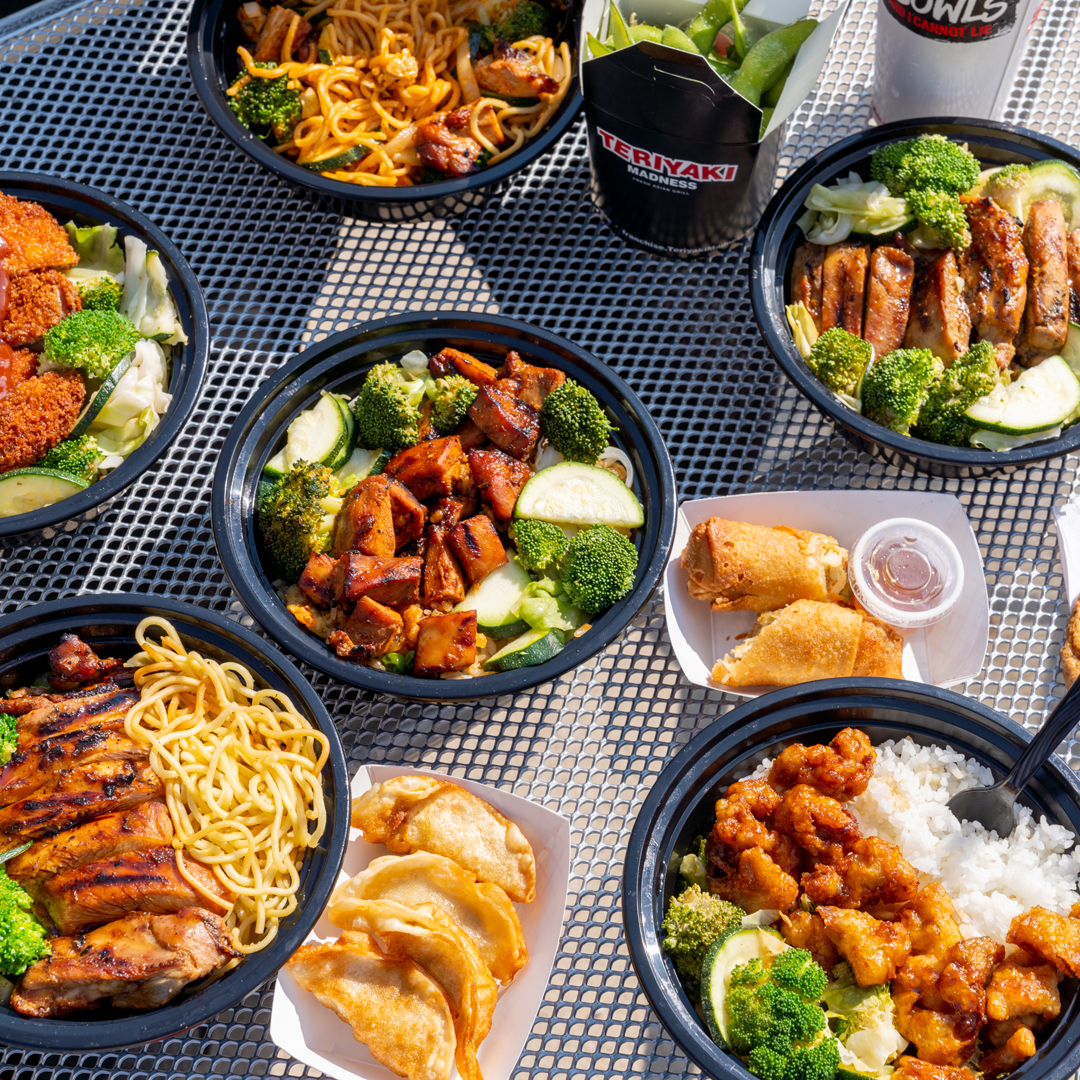 🚨PSA for MAD REWARDS members🚨: Get Triple points all day today! Not a member? Join today and then order. It's that simple.

#memorialday #longweekend #freefood #rewards #lunch #dinner #bbq #TMADsocial