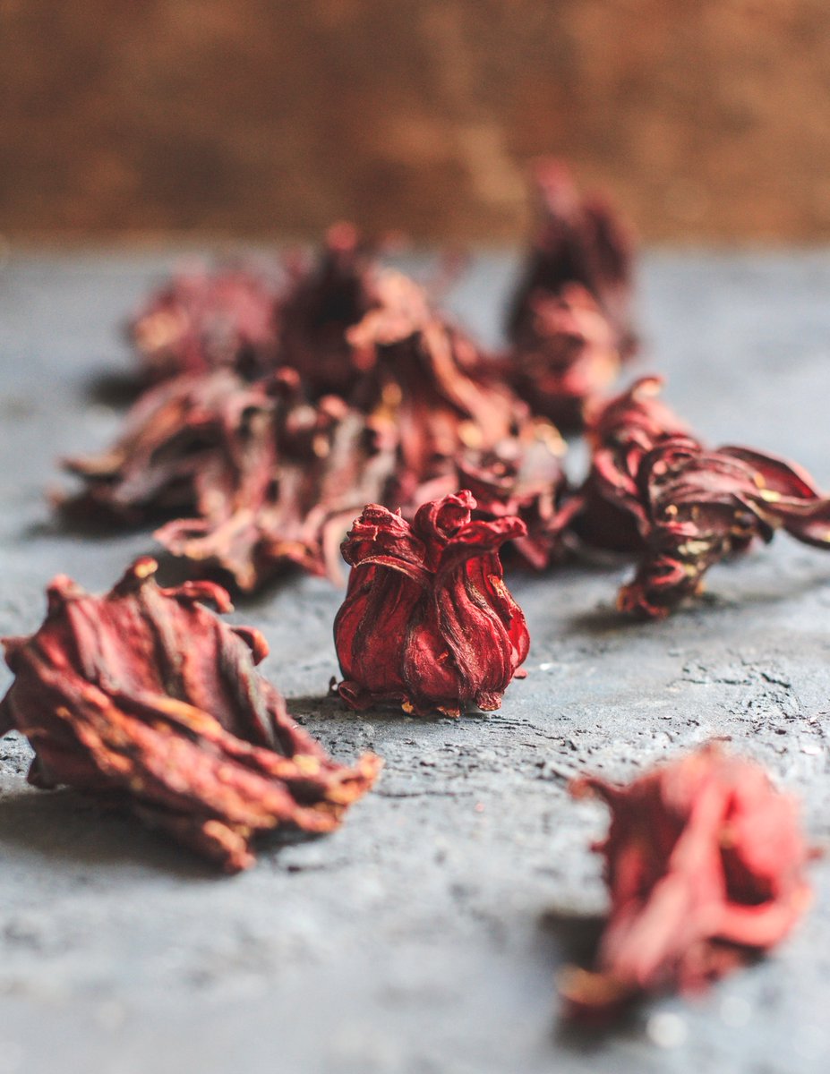 CochraneHTN's tweet photo. Is #hibiscus sabdariffa (Roselle) a safe and effective intervention for improving #BloodPressure?☕️

Our @CochraneLibrary review found more evidence is needed: https://t.co/2DN5StVlJX

#hypertension #supplements #diet #tea #CompMed https://t.co/D7j456bGF1