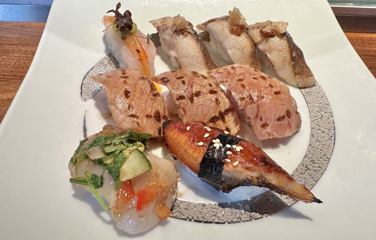Chef's Table features the best of the Daily Catch by your dedicated omakase Chef at <a href="/SushiDenDenver/">Sushi Den Denver</a> sushiden.net/omakase-chefs-…