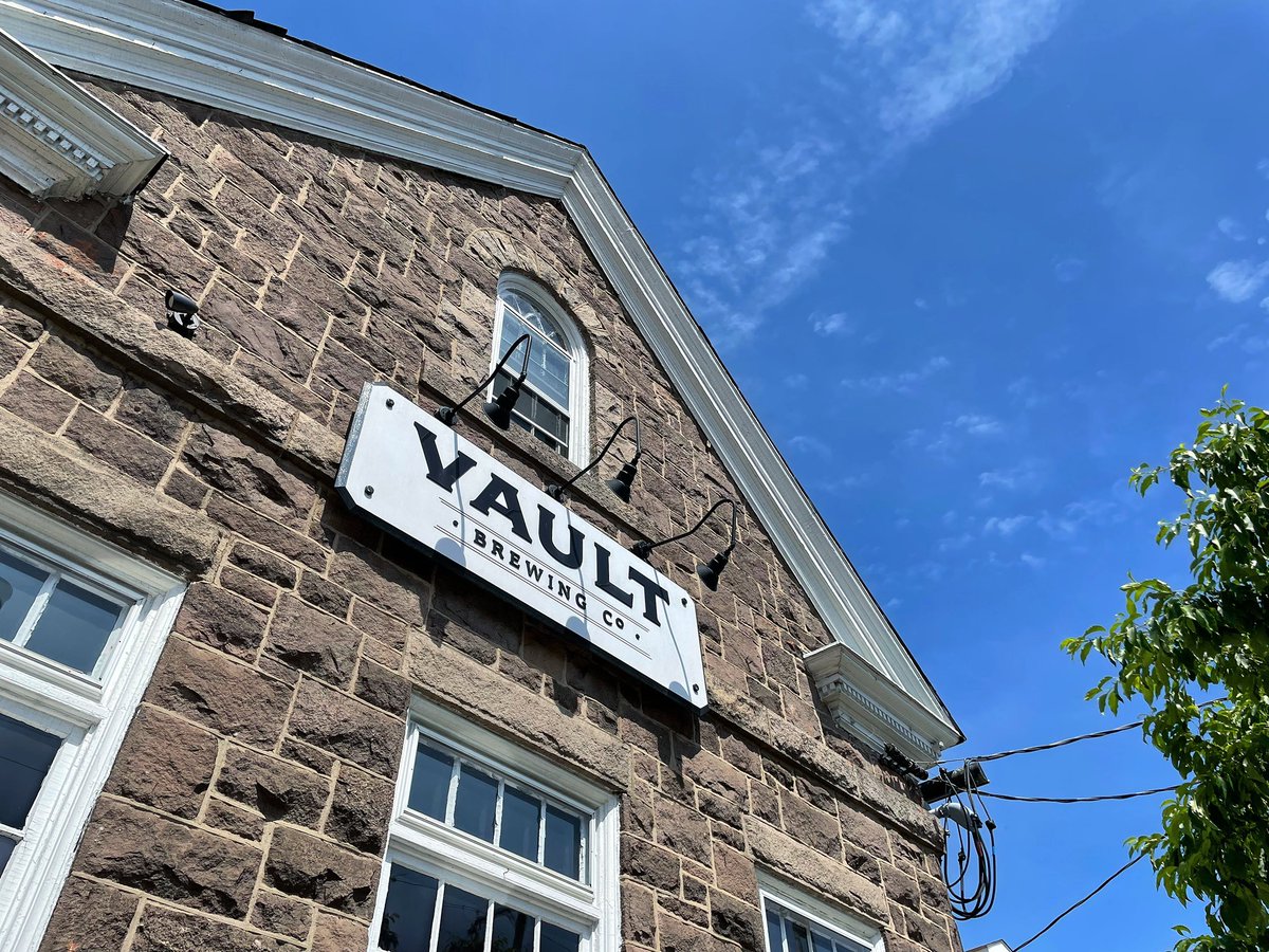 Thank you to those who have given the ultimate sacrifice serving our country so that we may enjoy our freedoms every day. We raise a glass to you!

And yes, we are open! The parade here in Yardley kicks off around 11am, and we will be raising a glass all day!

#memorialday