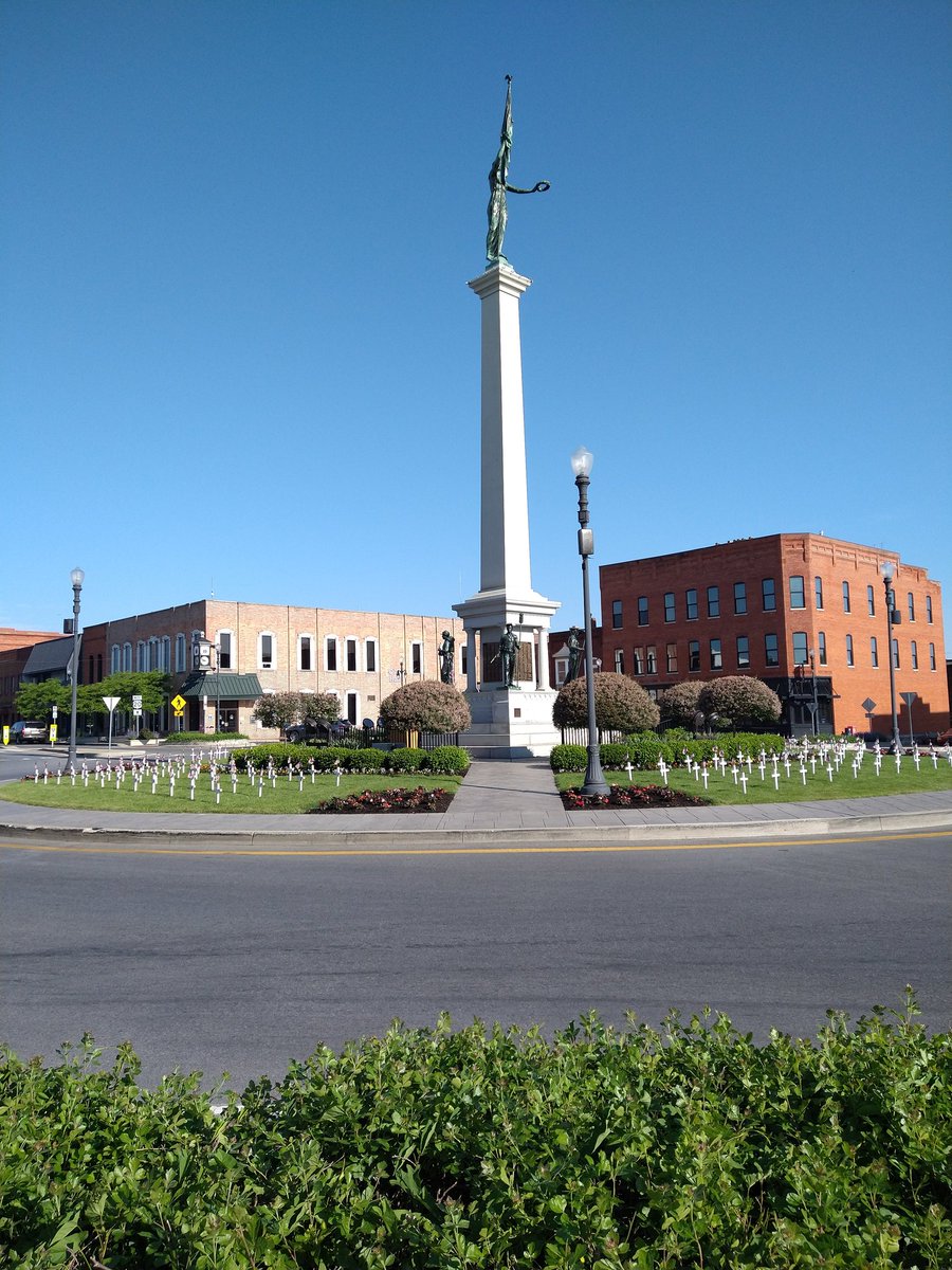 Today we honor those brave men and women that made the ultimate sacrifice in service to our country.
#MemorialDay