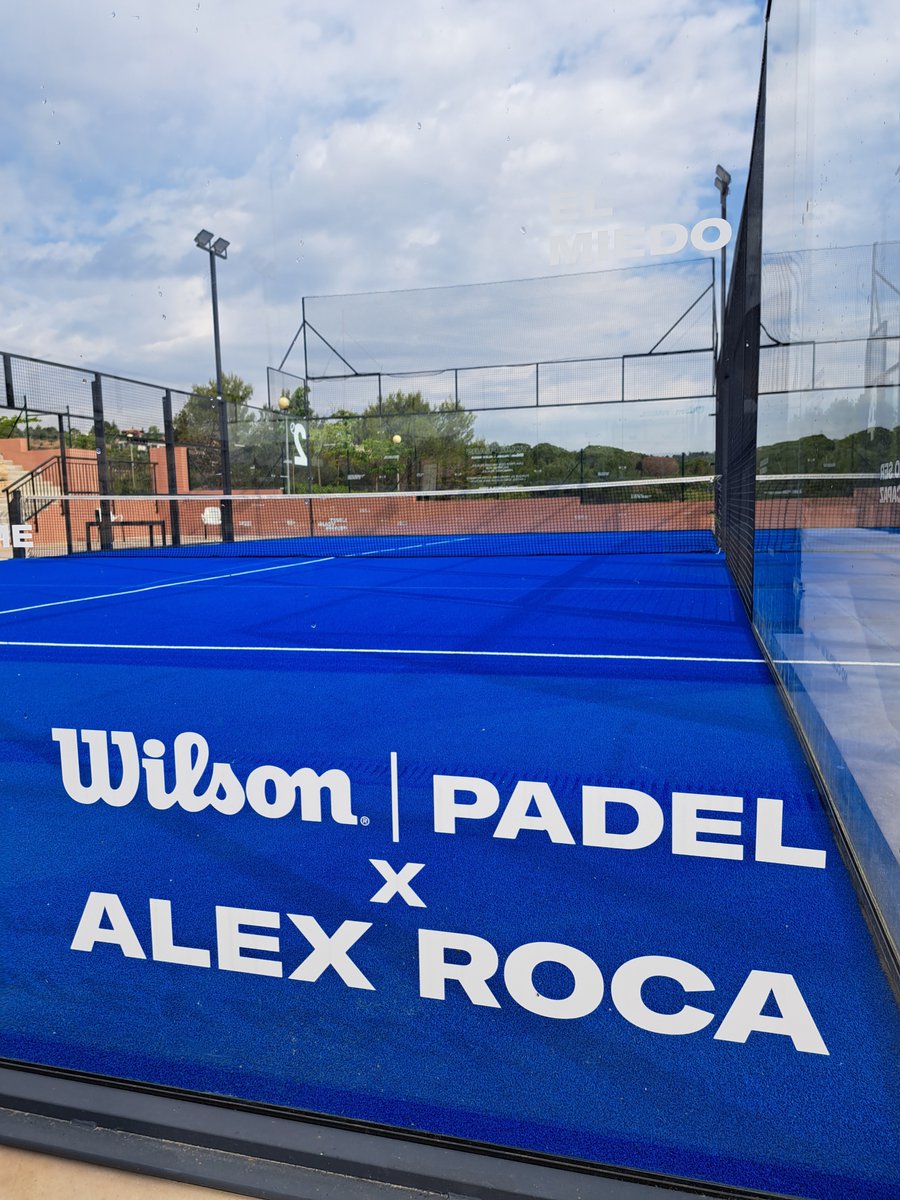 Playtomic (@playtomic_) on Twitter photo Estamos orgullosos de ser parte de este proyecto junto a #Wilson y <a href="/alexroca91/">Alex Roca Campillo</a>. Alex se ha convertido en todo un ejemplo de superación y ahora bajo el lema “Limit your fears", nos invitan a limitar nuestros miedos para ser capaces de llegar donde queramos. Estamos orgullosos de ser parte de este proyecto junto a #Wilson y <a href="/alexroca91/">Alex Roca Campillo</a>. Alex se ha convertido en todo un ejemplo de superación y ahora bajo el lema “Limit your fears", nos invitan a limitar nuestros miedos para ser capaces de llegar donde queramos.