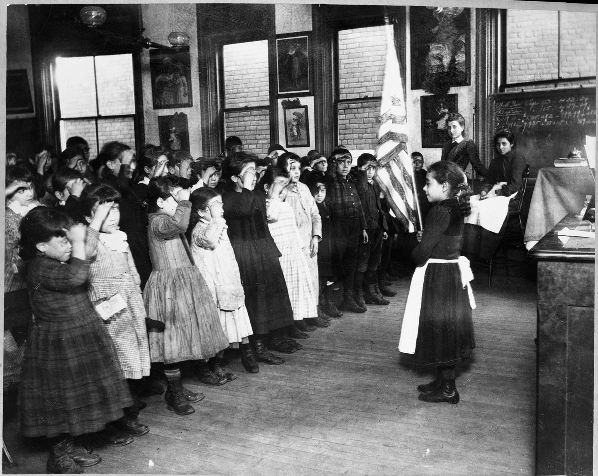 visit_hnoc's tweet photo. Attention #NOLAeducators: join us for THNOC's next #EducatorWorkshop on June 24! Visit our democracy-themed exhibitions, explore key themes, receive classroom resources, and hear a special presentation by curator Libby Neidenbach. Free admission! RSVP: https://t.co/vFmbvM2tWl https://t.co/fjOGbg5LDx
