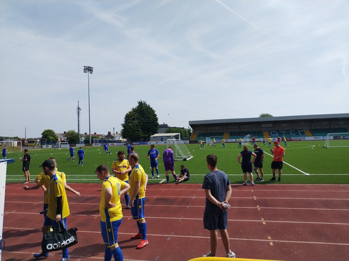 ToshFan44's tweet photo. A dyna ni.  That's a wrap for 2022/23.  My last @VoGAFL on Saturday and the brilliant @BarryTownDFC festival yesterday. 111 games during the season, including 4 Cup Finals.  No doubt I've made mistakes but I believe in being a referee and the contribution to grassroots football. https://t.co/foGooCFHJe