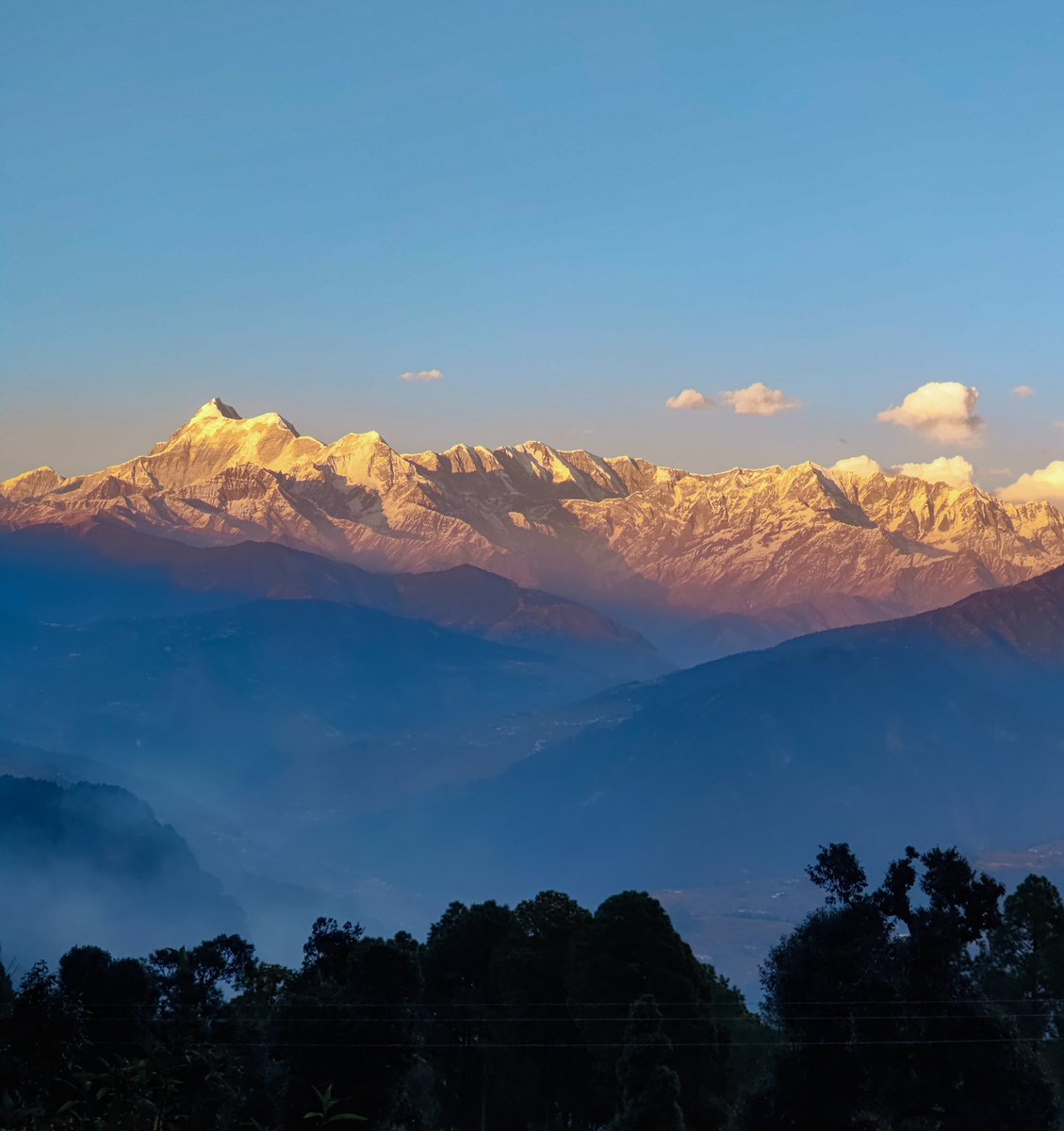 Mighty Mt. Trishul view in the morning. #Uttarakhand #devbhoomi #uttarakhandtourism