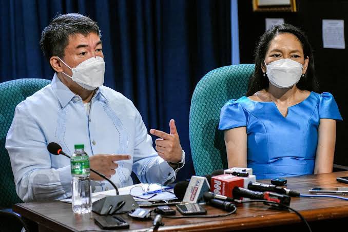 Right now, there are only 2 opposition senators.  Yung isa nga tainted pa with allegations of being a Duterte enabler.  I’m sure you know that.  But, for now, let’s give him the benefit of the doubt.  Let’s pray for these  2 David’s in the midst of 22 gargoyles of senators.
