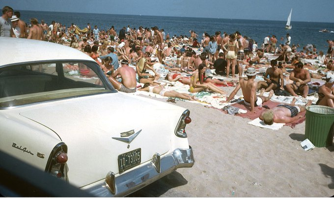 AlpacaAurelius's tweet photo. nobody was keto, vegan, cold plunging or fasting in the 50s

yet everyone was hotter, happier &amp; healthier

you don't need to do anything extreme to be healthy

you just need to stop poisoning yourself, eat real food and get some sunlight https://t.co/QIIgf9pgAo