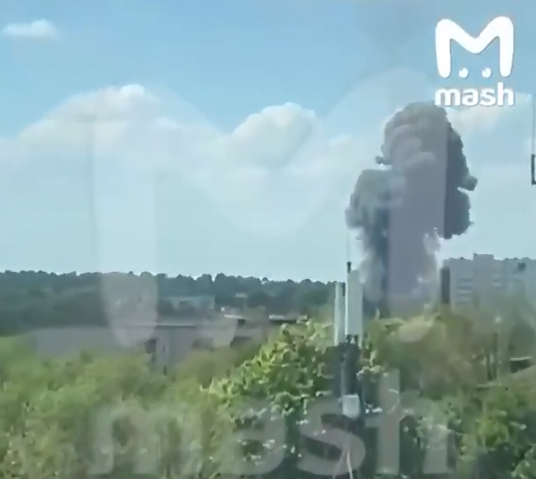 Rectification. The video circulating of the alleged crash of a helicopter in Klintsy, Bryansk region, is a video from May 13 last and not recent. https://t.co/xGRSJNdpk6