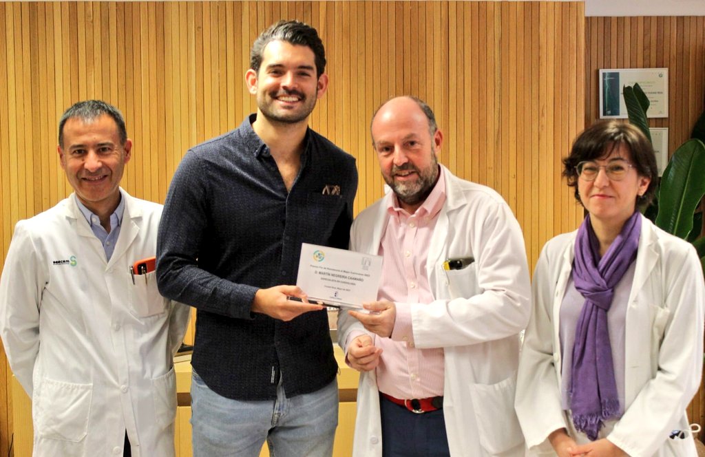 Una vez pasados los días de despedidas, sólo puedo agradecer a todo el equipo 🫀 del HGUCR estos 5 años. 
😊Mucho aprendido en lo científico pero sobre todo en lo personal. Especial mención a todos los #resis por crear una pequeña 'familia manchega' 🫶 
Simplemente, GRACIAS! 🤩