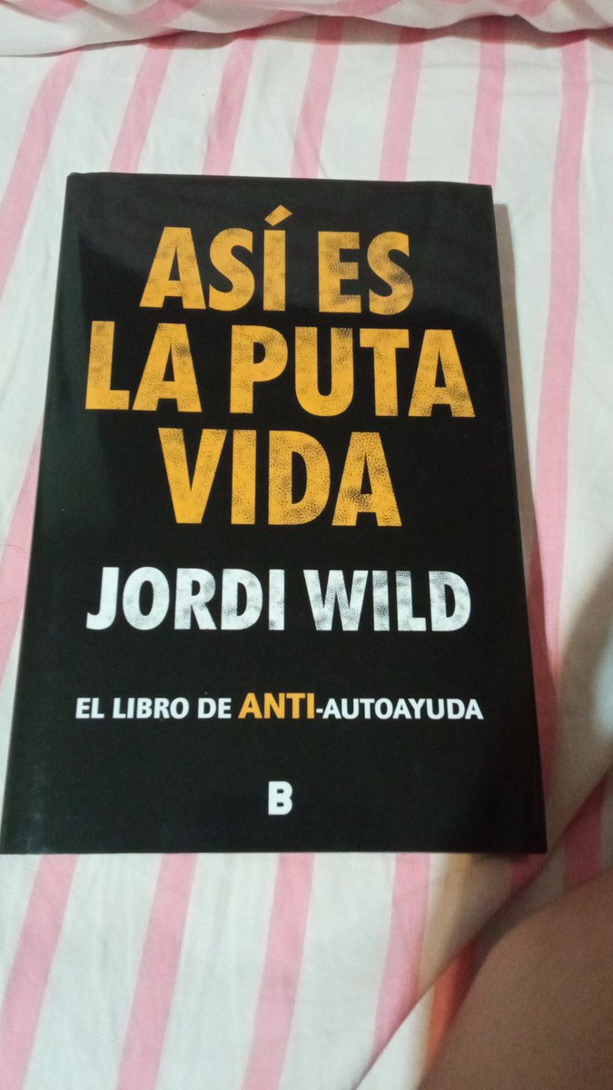 jacoboopargaaa's tweet photo. Para mí actualmente este es uno de los mejores libros de la historia y esto son FACTS🔮 https://t.co/bSKVeSqCFI