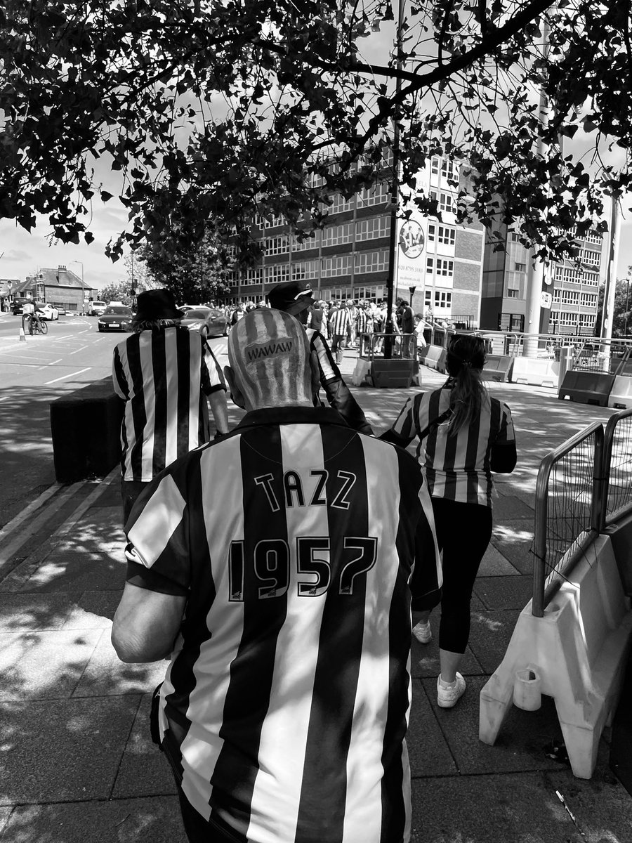 bloohair1970's tweet photo. #groundhopping #sheffieldwednesday #barnsleyfc #Playoffs #swfcbfc https://t.co/fgJJ8aKZba