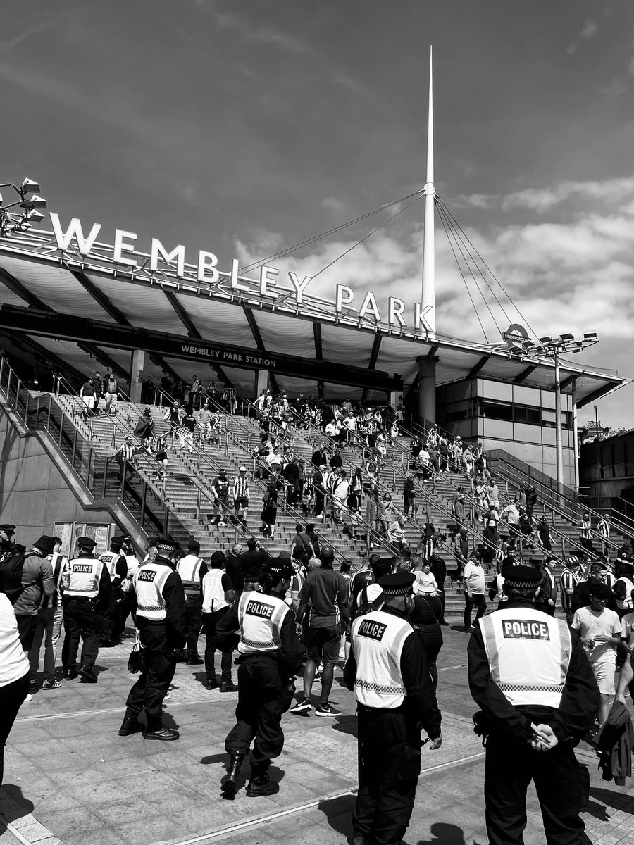 bloohair1970's tweet photo. #groundhopping #sheffieldwednesday #barnsleyfc #Playoffs #swfcbfc https://t.co/fgJJ8aKZba