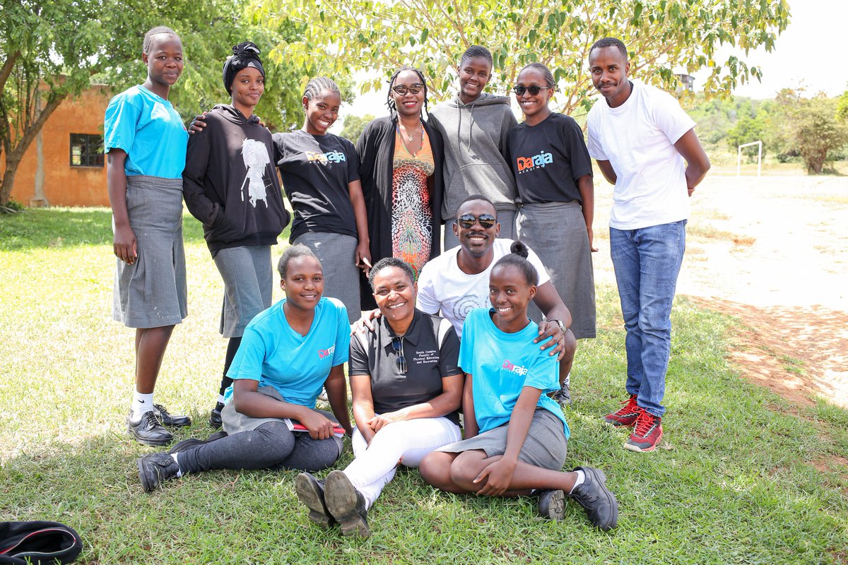 darajaacademy's tweet image. Girls in Aviation Africa seeks to increase the number of female aviators in the African space.

Daraja was privileged to host this amazing team over the weekend for mentorship and we are grateful to have received a donation towards their school needs.
#DarajaGirls #GirlsEducation